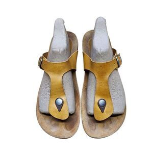 Yokono Sandals 7.5 Yellow Leather Flip Flop